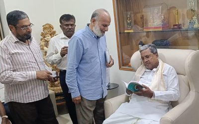 Chief Minister Siddaramaiah Receives Book on Prophet Muhammad (PBUH) from Jamaat-e-Islami Hind as Part of the Seerat Campaign